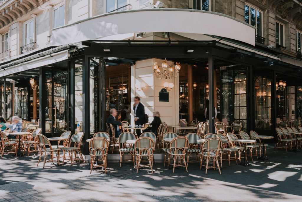 Amenajare terasă restaurant