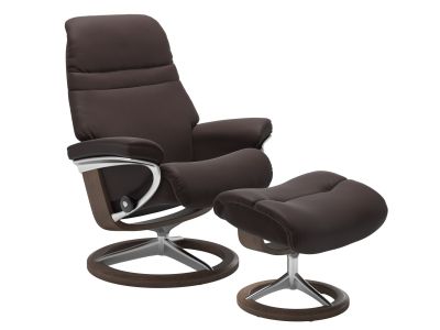 Fotoliu recliner cu taburet Stressless Sunrise L Signature, baza Polished - Walnut stain, tapiterie piele Paloma Chocolate
