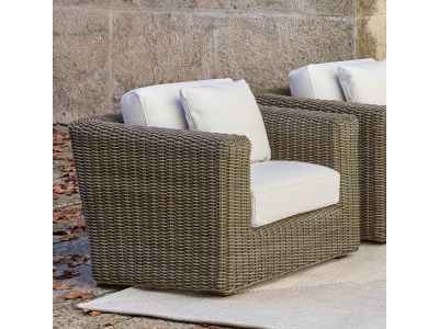 Fotoliu exterior Point Heritage, structura aluminiu, cadru maro, textil alb G1 22