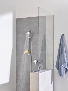 Set de dus Grohe Tempesta Cosmopolitan 100 cu para de dus 3 jeturi, furtun 175cm si bara 60cm, crom
