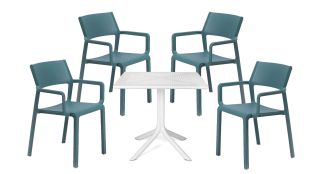 Set Nardi cu masa Clip 80 alba si 4 scaune Trill albastre