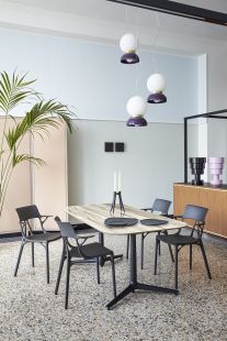 Scaun Kartell A.I. design Philippe Starck, alb